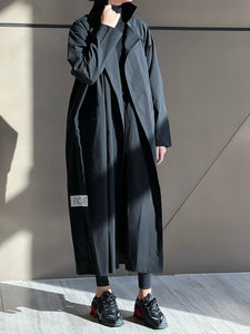 BLACK OVERSIZED SIDE-LOGO COAT