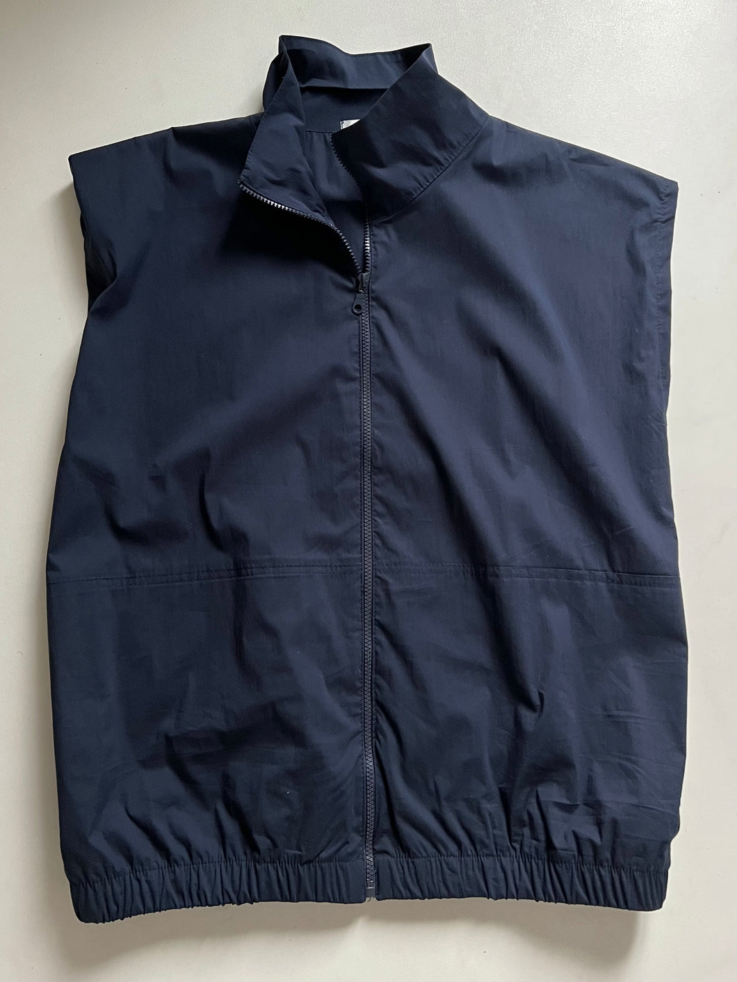 NAVY VEST