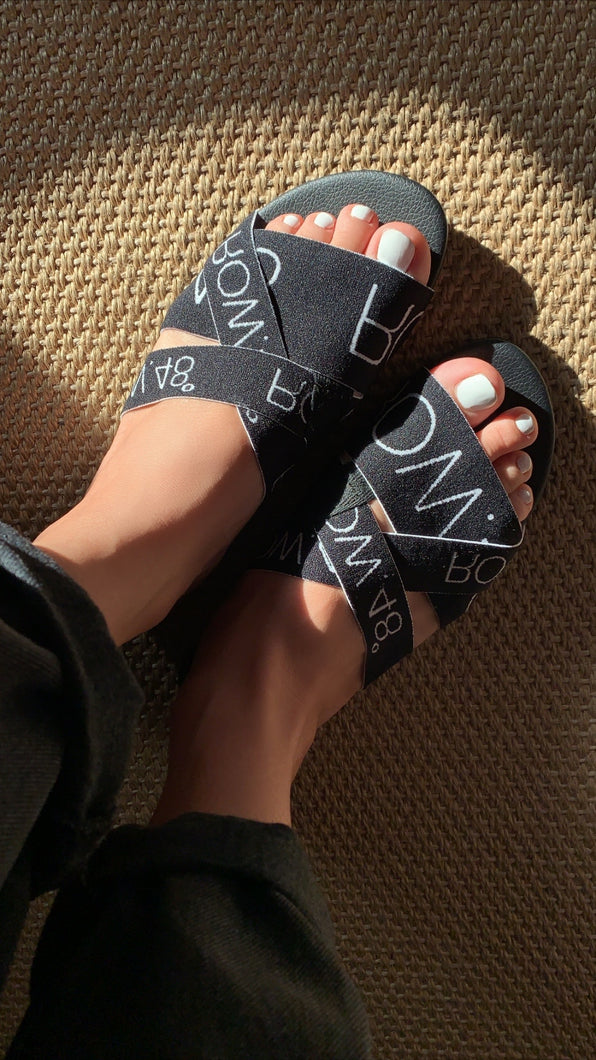 BLACK ON BLACK LOGO SLIDE