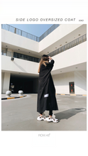 BLACK OVERSIZED SIDE-LOGO COAT