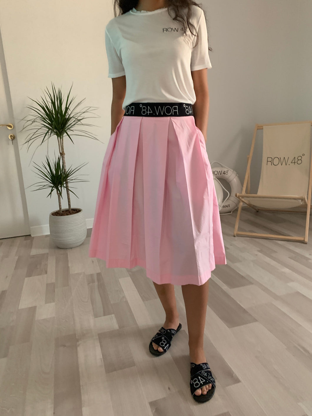 PINK SHORT LOGO SKIRT